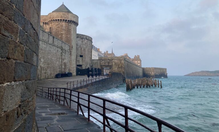 Souverainete saint malo colloque